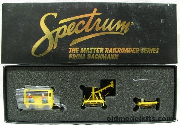 Bachmann HO Powered Speeder with Work Crane and Cart - Spectrum Series - HO Scale Model Train, 16946 plastic model kit